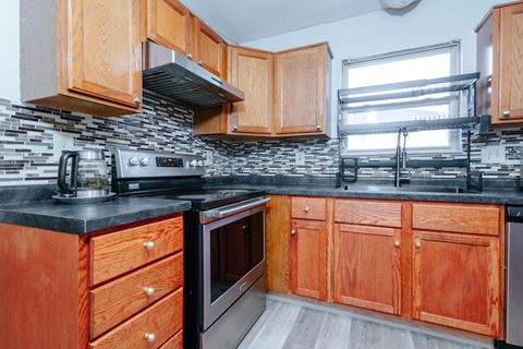 Tiny photo for 7258 Aplin Drive, Reynoldsburg, OH 43068 (MLS # 226000535)