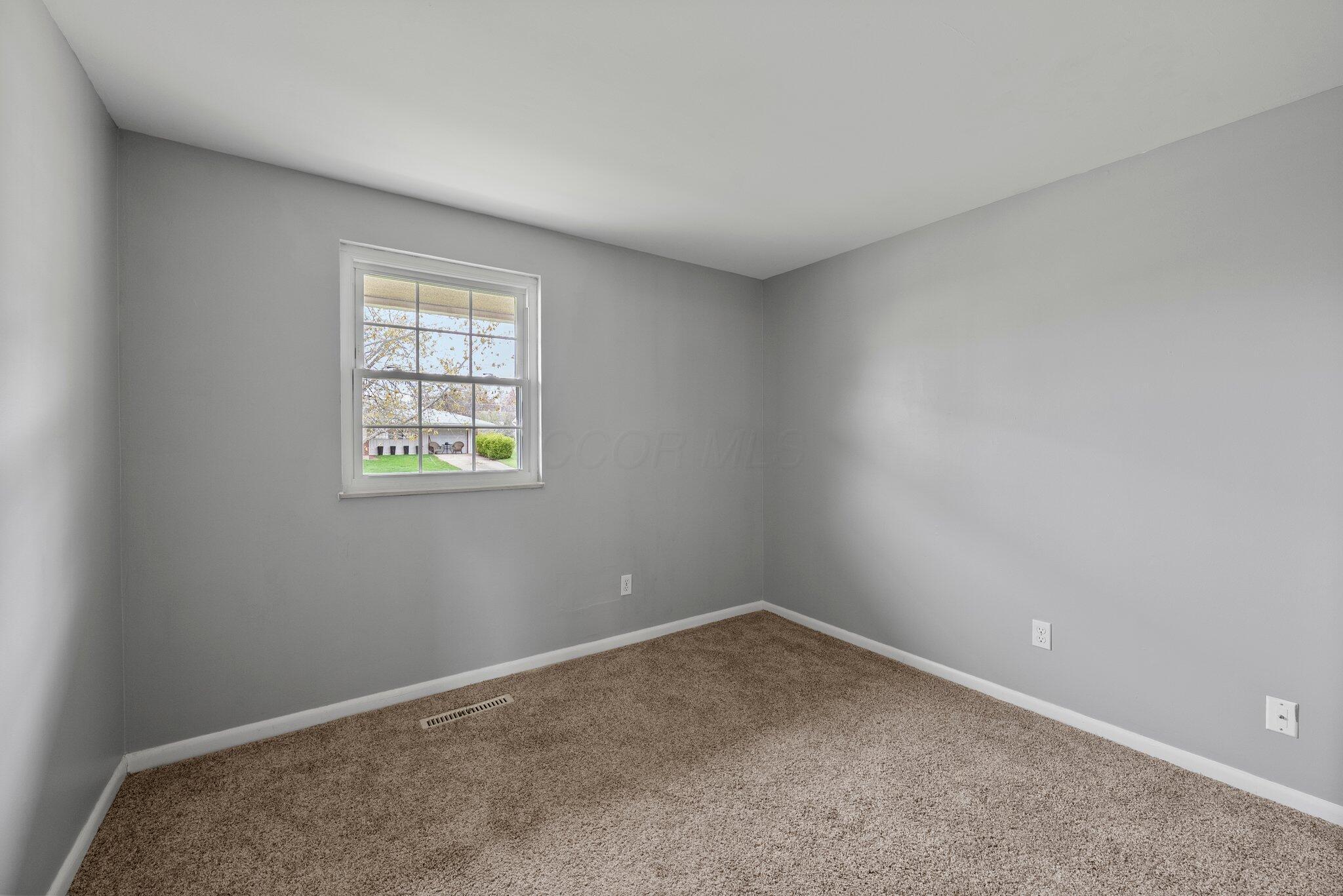 3675 Panama Drive, Westerville, Ohio image 17