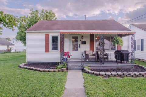 Photo of 1430 E Mulberry Street, Lancaster, OH 43130 (MLS # 226032016)
