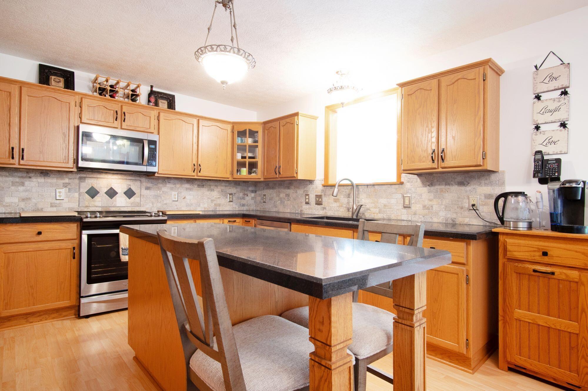 9269 Westview Drive, Powell, Ohio image 7
