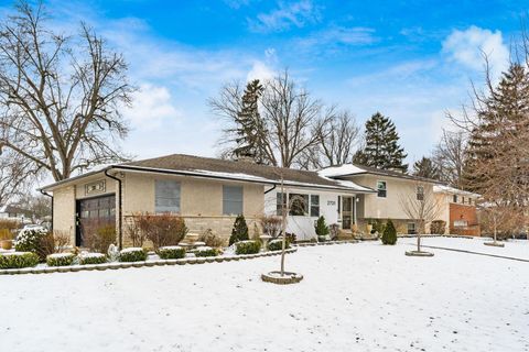 Photo of 2731 Sonata Drive, Columbus, OH 43209 (MLS # 226005262)