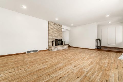 Tiny photo for 2731 Sonata Drive, Columbus, OH 43209 (MLS # 226005262)