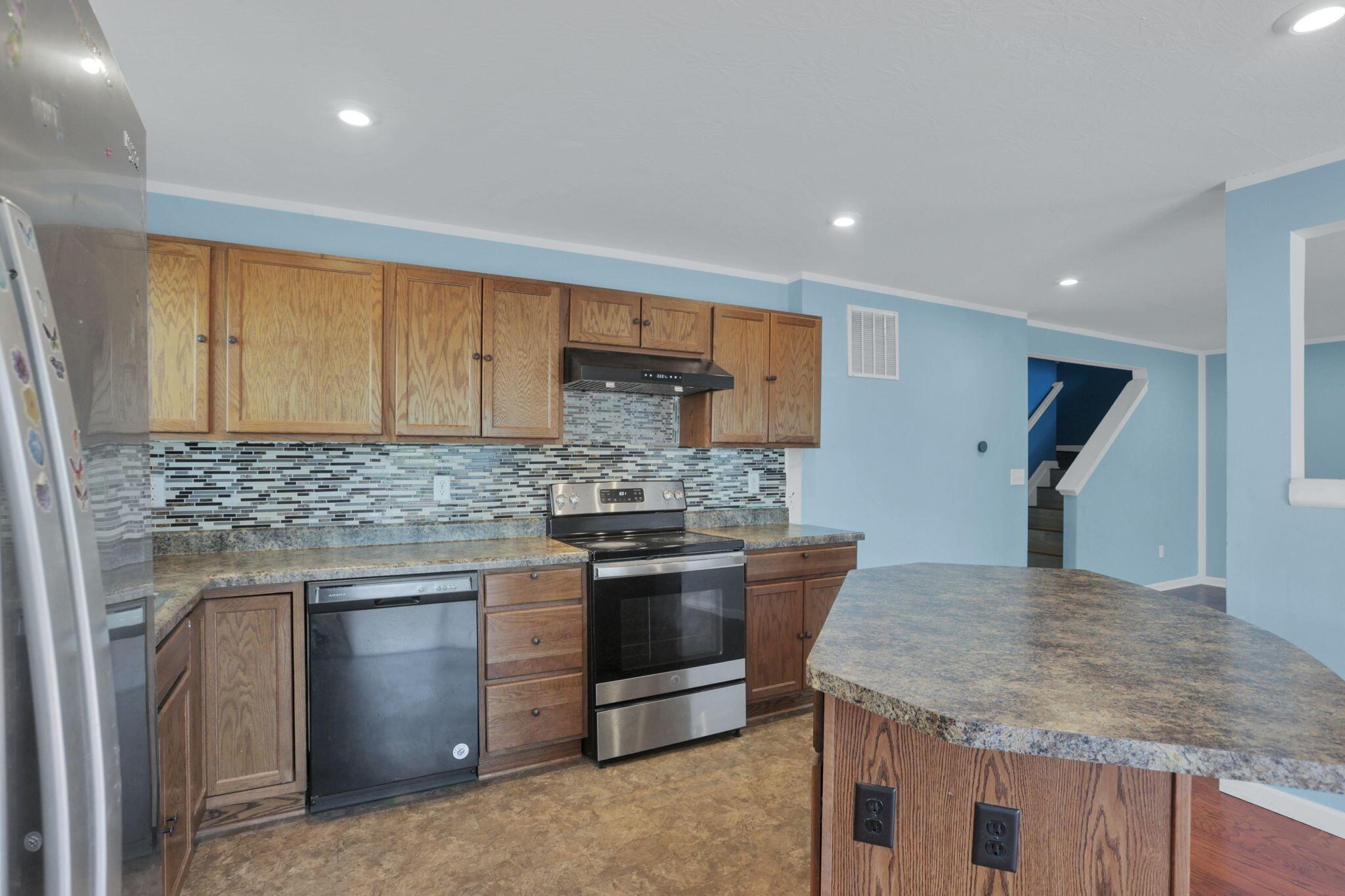 7429 Willow Leaf Drive, Canal Winchester, Ohio image 24