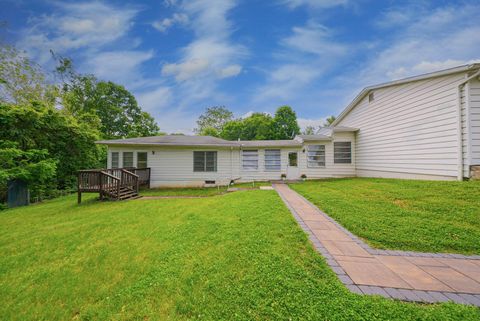 Photo of 5605 Havens Corners Road, Columbus, OH 43230 (MLS # 226020285)