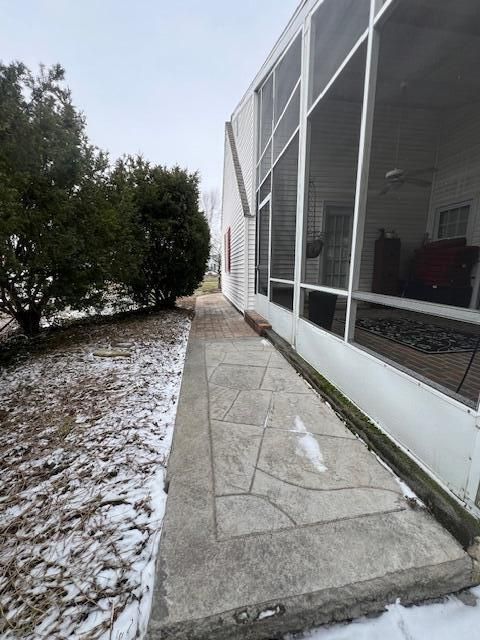 Tiny photo for 825 Lincoln Drive, Washington Court House, OH 43160 (MLS # 226005255)