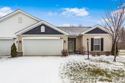 Photo of 195 Lenell Loop, Delaware, OH 43015 (MLS # 226001791)