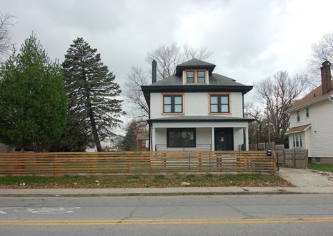 Photo of 1465 Lockbourne Road, Columbus, OH 43206 (MLS # 225044737)