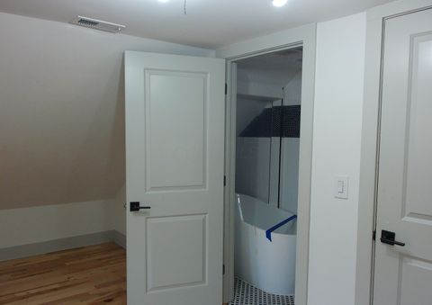 Tiny photo for 1465 Lockbourne Road, Columbus, OH 43206 (MLS # 225044737)