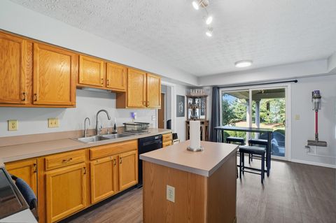 Tiny photo for 1555 Pecan Place, Circleville, OH 43113 (MLS # 225037678)