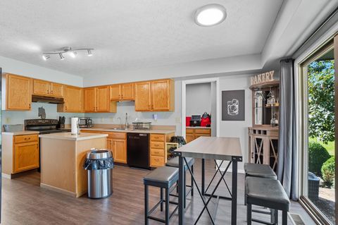 Tiny photo for 1555 Pecan Place, Circleville, OH 43113 (MLS # 225037678)
