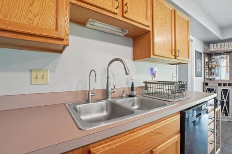 Tiny photo for 1555 Pecan Place, Circleville, OH 43113 (MLS # 225037678)