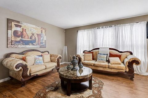 Tiny photo for 3853 Winding Path Drive, Canal Winchester, OH 43110 (MLS # 225045558)