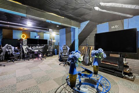 Tiny photo for 3853 Winding Path Drive, Canal Winchester, OH 43110 (MLS # 225045558)