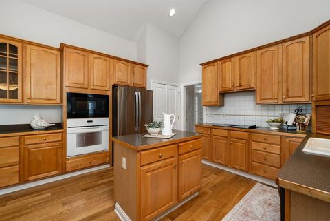 Tiny photo for 5540 Bellerive Place, Westerville, OH 43082 (MLS # 225043463)