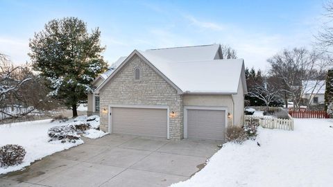 Tiny photo for 5540 Bellerive Place, Westerville, OH 43082 (MLS # 225043463)