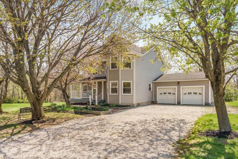 Photo of 1203 Hiner Road, Orient, OH 43146 (MLS # 226011437)