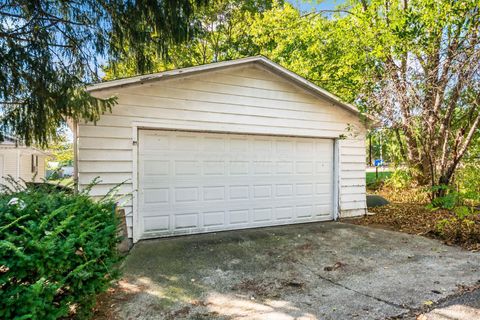 Tiny photo for 688 Russell Avenue, Newark, OH 43055 (MLS # 225037356)