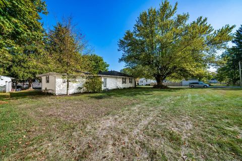 Tiny photo for 688 Russell Avenue, Newark, OH 43055 (MLS # 225037356)
