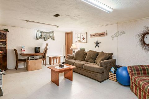 Tiny photo for 688 Russell Avenue, Newark, OH 43055 (MLS # 225037356)