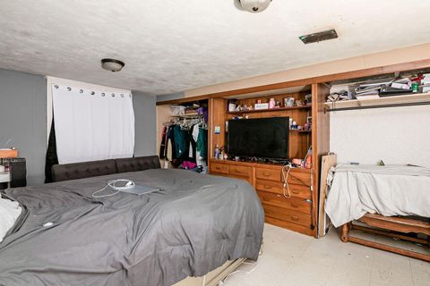 Tiny photo for 688 Russell Avenue, Newark, OH 43055 (MLS # 225037356)