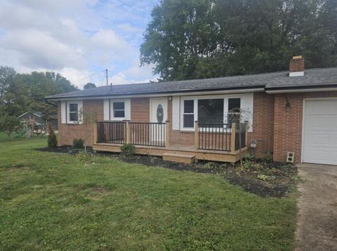Photo of 1 Freeway Avenue, Fredericktown, OH 43019 (MLS # 225037460)