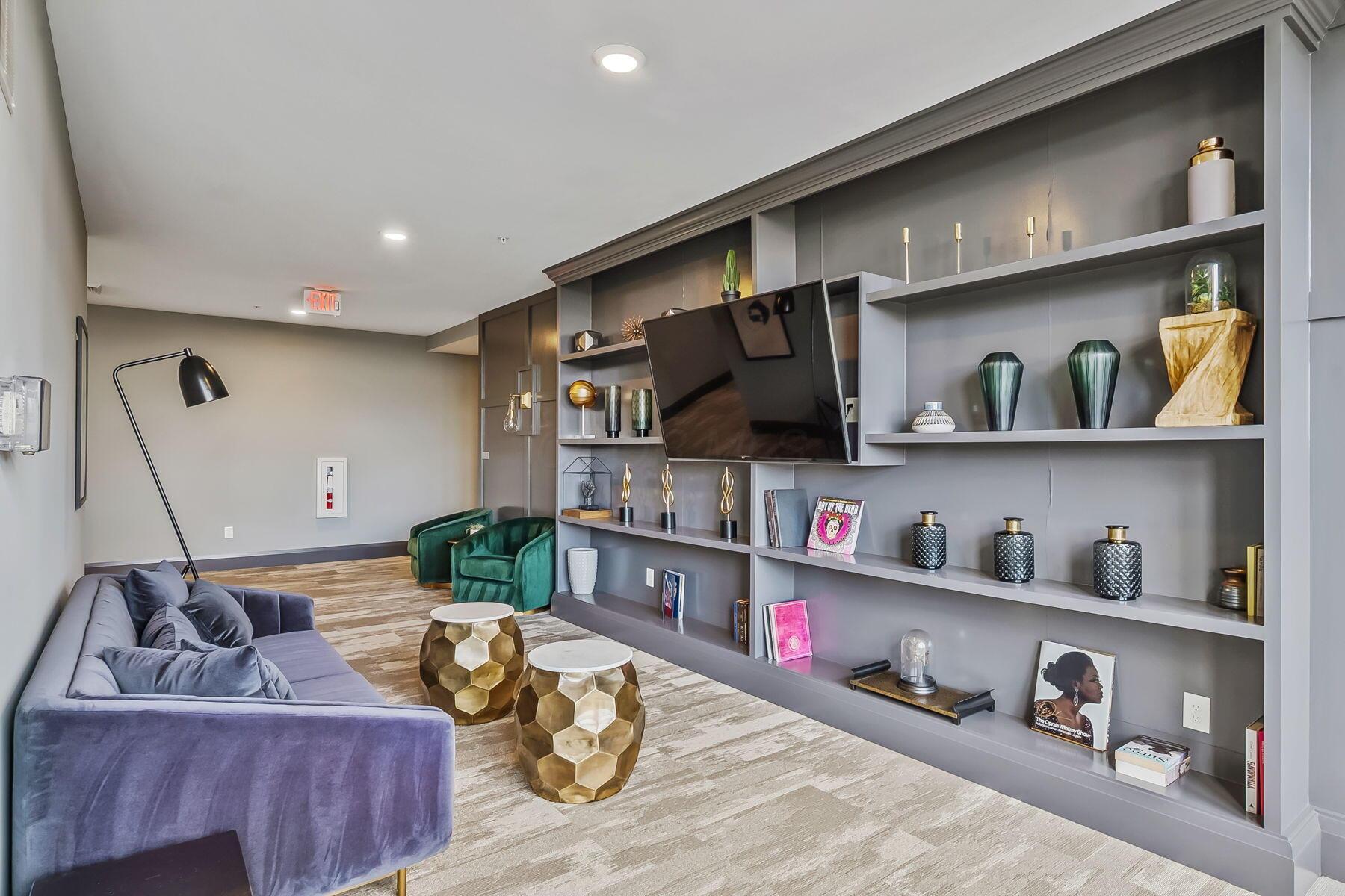 Columbus, Ohio 43215, United States, 2 Bedrooms Bedrooms, ,2 BathroomsBathrooms,Residential,Active,171873