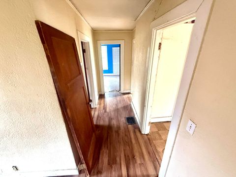Tiny photo for 101 E Hudson Avenue, Dayton, OH 45405 (MLS # 225039667)