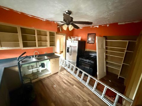 Tiny photo for 101 E Hudson Avenue, Dayton, OH 45405 (MLS # 225039667)
