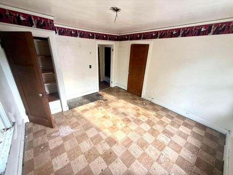Tiny photo for 101 E Hudson Avenue, Dayton, OH 45405 (MLS # 225039667)