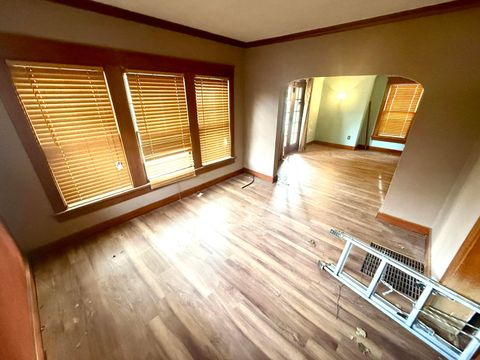 Tiny photo for 101 E Hudson Avenue, Dayton, OH 45405 (MLS # 225039667)