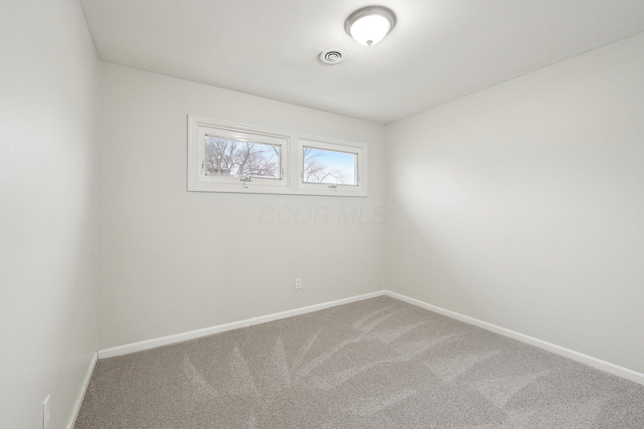 3477 Stephen Street, Grove City, Ohio image 18