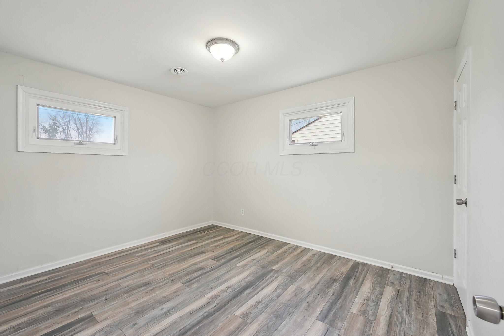3477 Stephen Street, Grove City, Ohio image 16