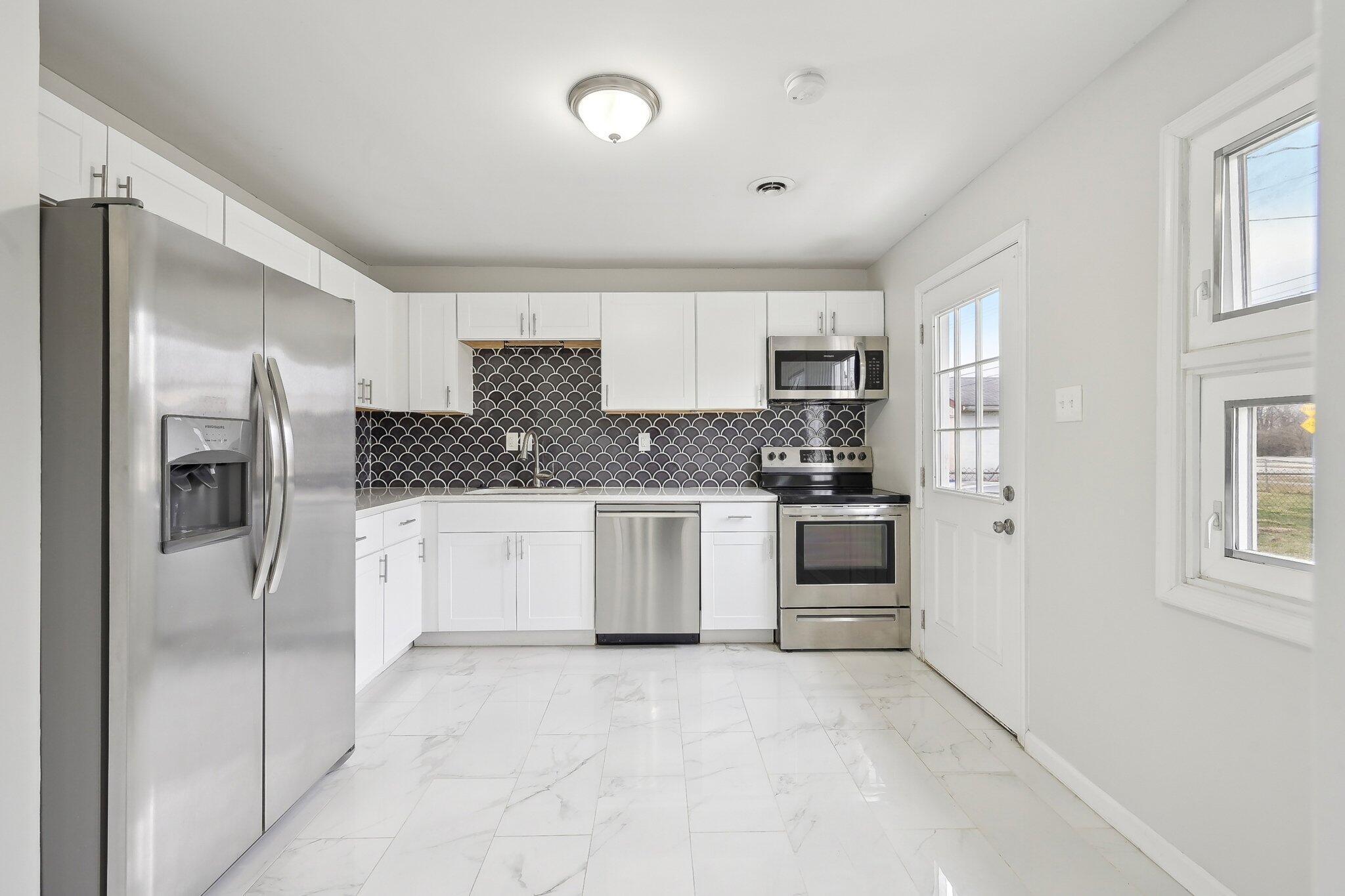 3477 Stephen Street, Grove City, Ohio image 13