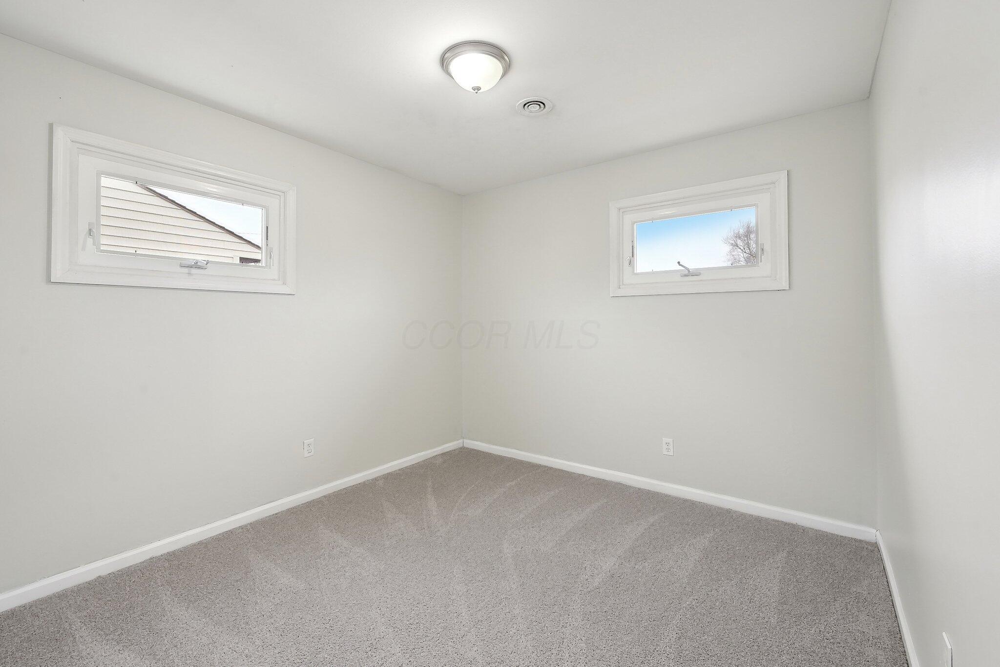 3477 Stephen Street, Grove City, Ohio image 5