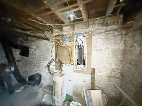 Tiny photo for 325 Cherry Street, Washington Court House, OH 43160 (MLS # 226002934)