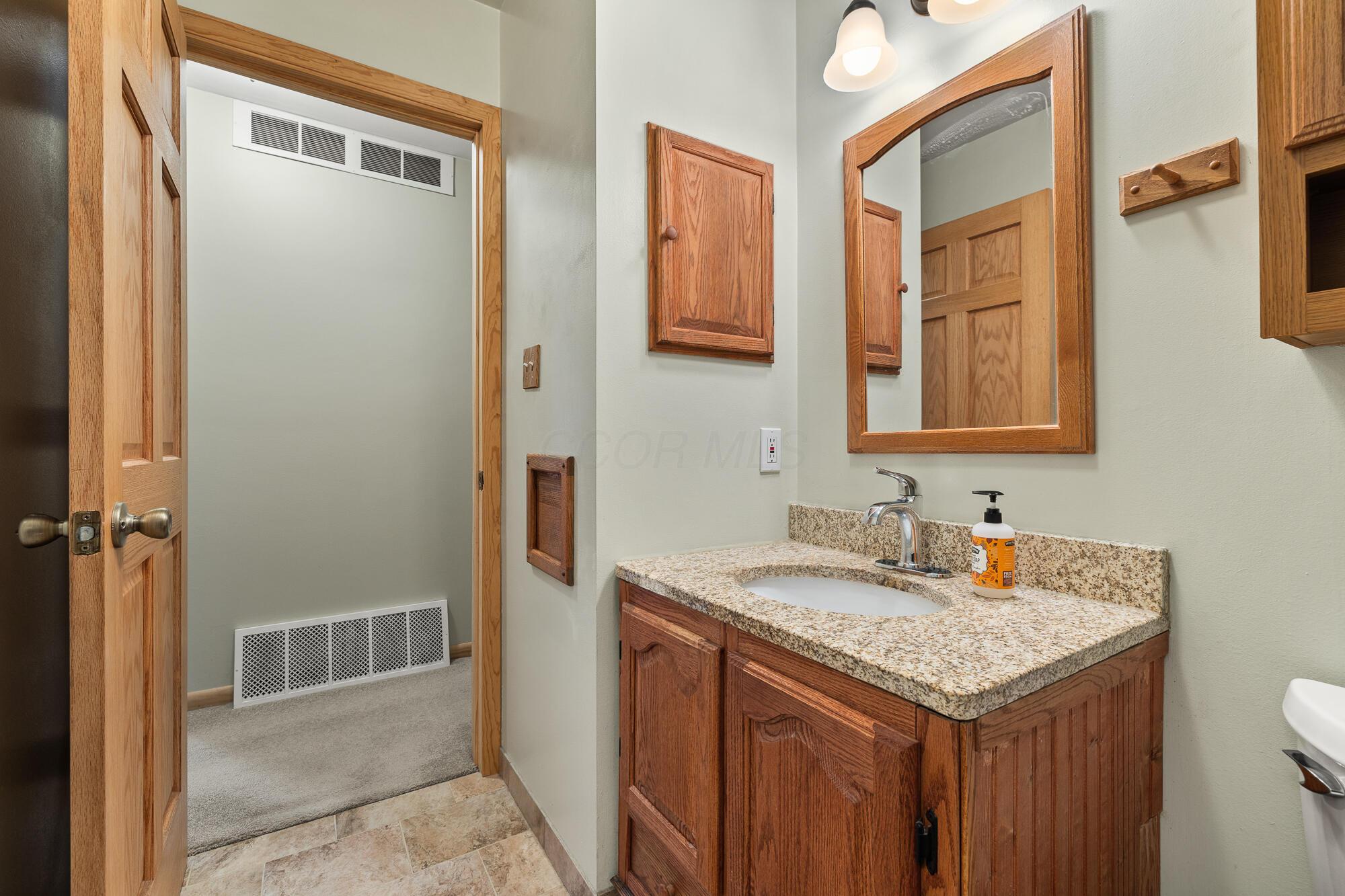 280 Oak Hill Drive, Westerville, Ohio image 14