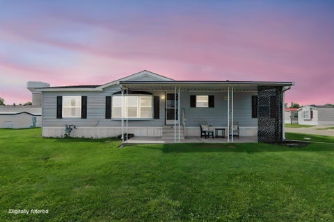 Photo of 411 Doris Road, Pataskala, OH 43062 (MLS # 226035314)