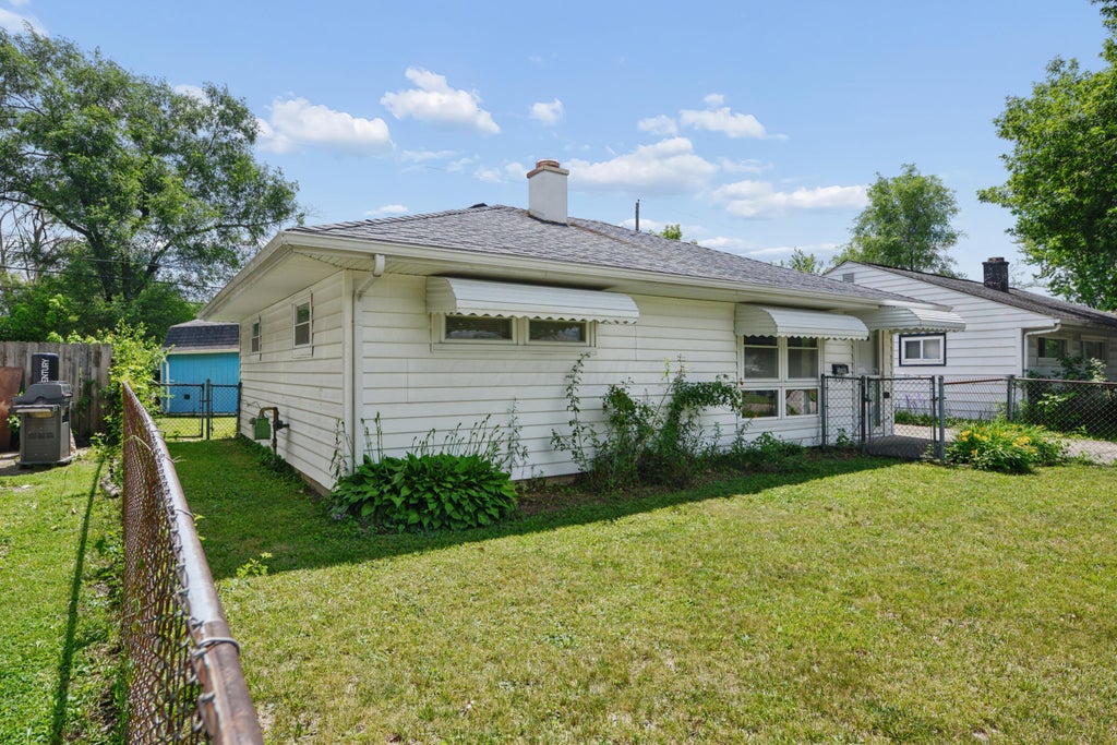 Photo of 3590 Ontario Street, Columbus, OH 43224 (MLS # 226022876)