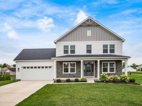 Photo of 2338 Jaxton Court, Lewis Center, OH 43035 (MLS # 226028044)