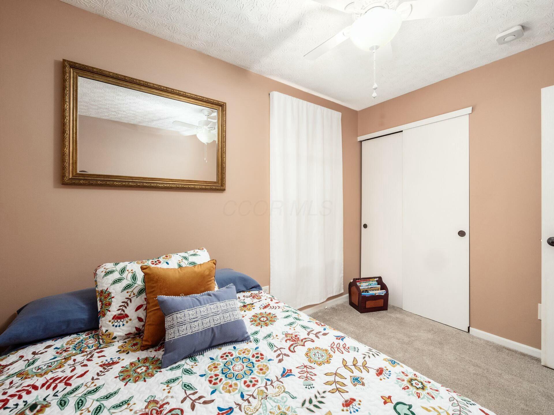 2376 Shelby Lane, Hilliard, Ohio image 25