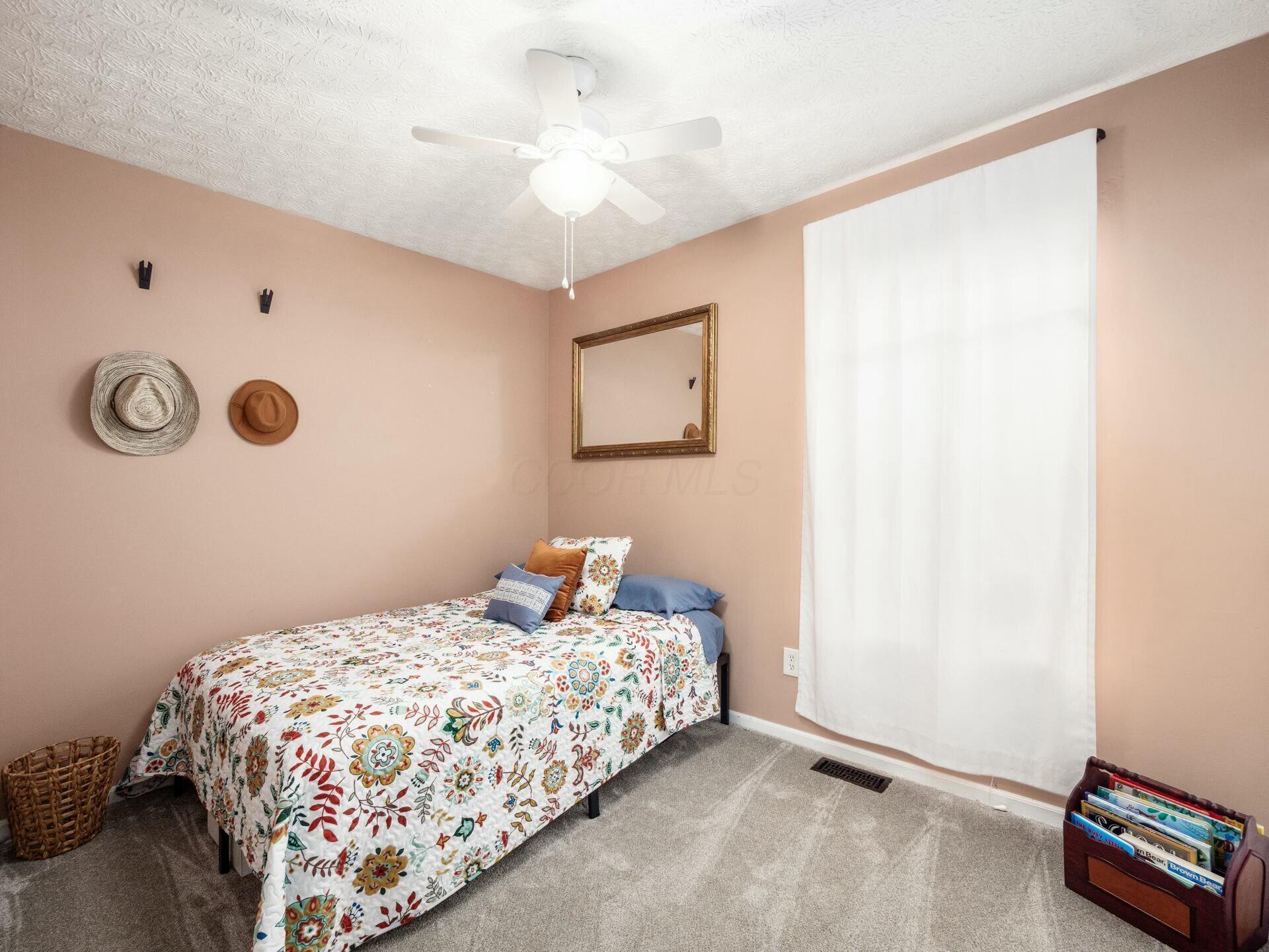 2376 Shelby Lane, Hilliard, Ohio image 24