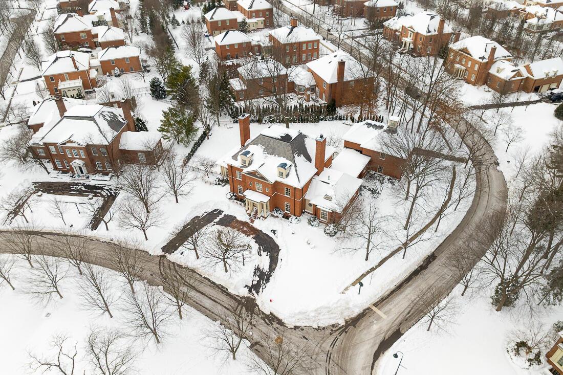 7286 Lambton Green N