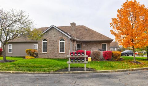Photo of 2263 Willowside Lane, Grove City, OH 43123 (MLS # 225042992)
