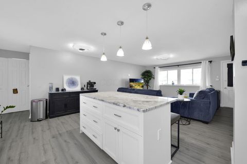 Tiny photo for 7097 Bartlett Road, Reynoldsburg, OH 43068 (MLS # 226014102)