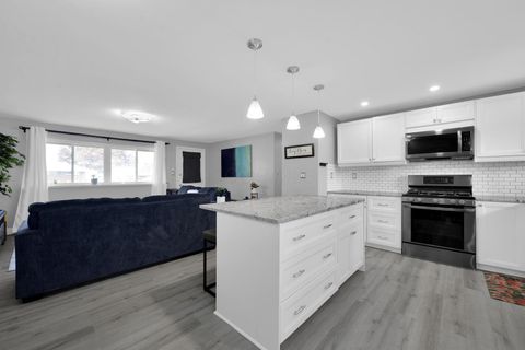 Tiny photo for 7097 Bartlett Road, Reynoldsburg, OH 43068 (MLS # 226014102)