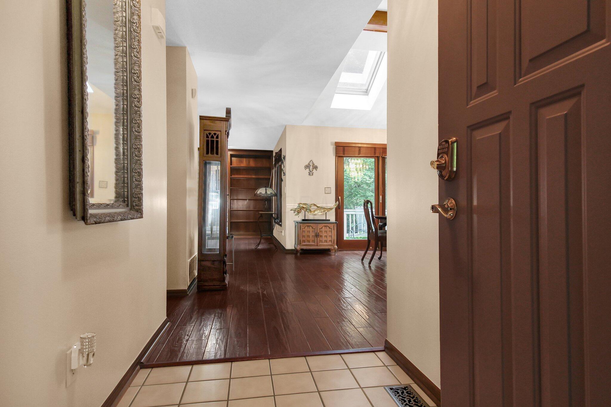9193 Leith Drive, Dublin, Ohio image 16