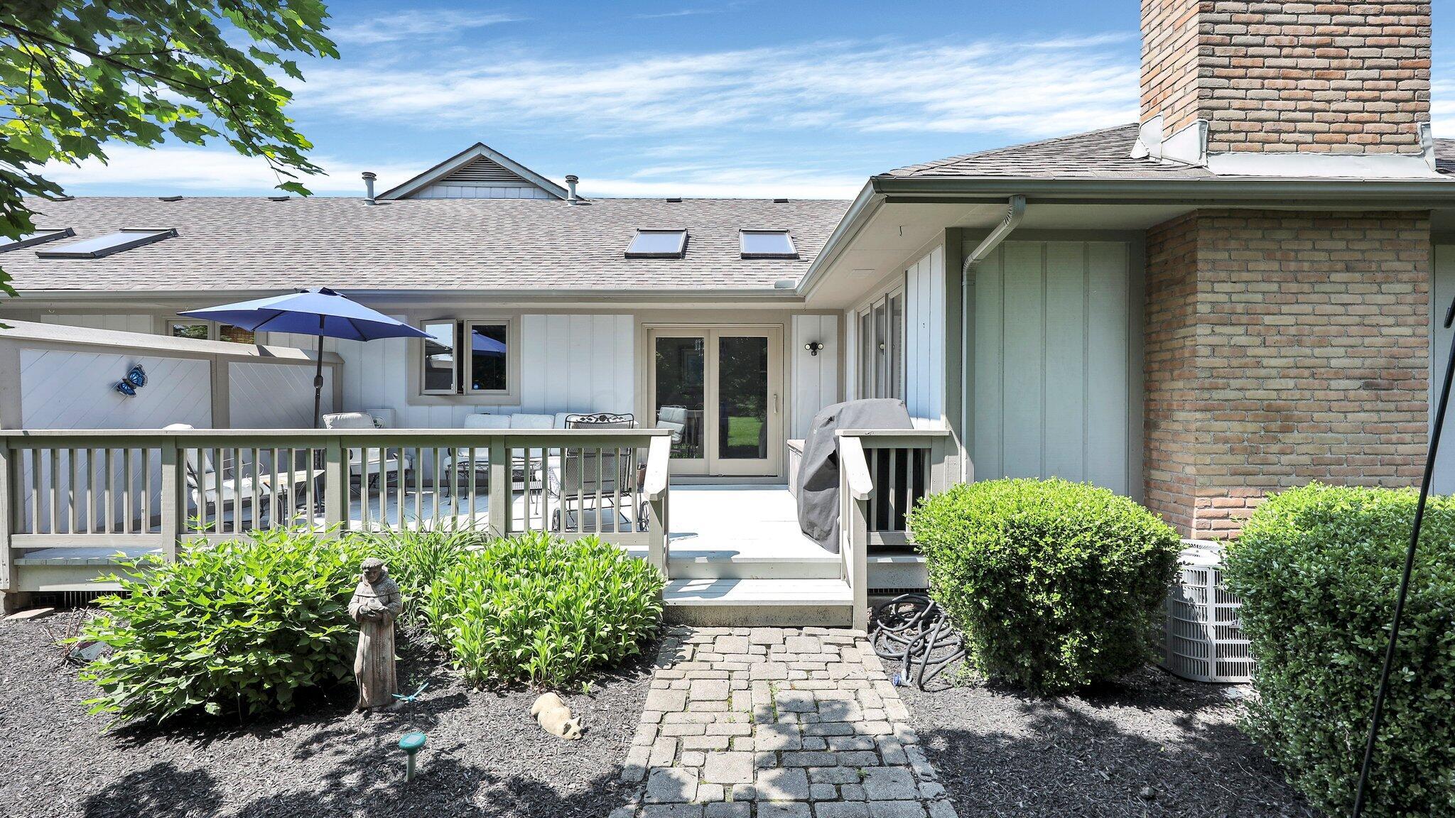 9193 Leith Drive, Dublin, Ohio image 7