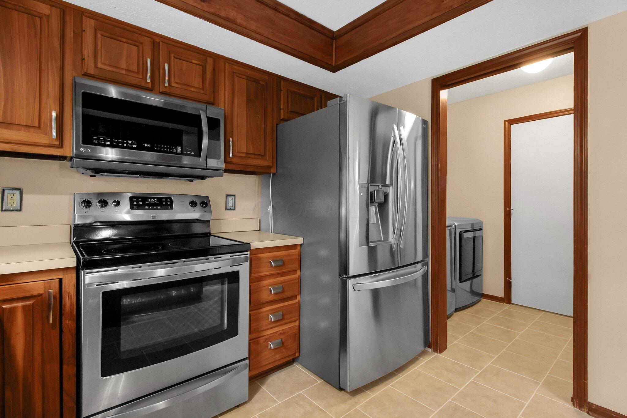 9193 Leith Drive, Dublin, Ohio image 23