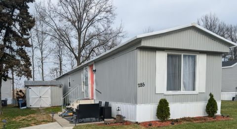 Photo of 285 Walnut Boulevard, Lewis Center, OH 43035 (MLS # 225045850)