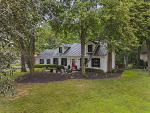 Photo of 1082 Autumn Woods Drive, Westerville, OH 43081 (MLS # 226025421)